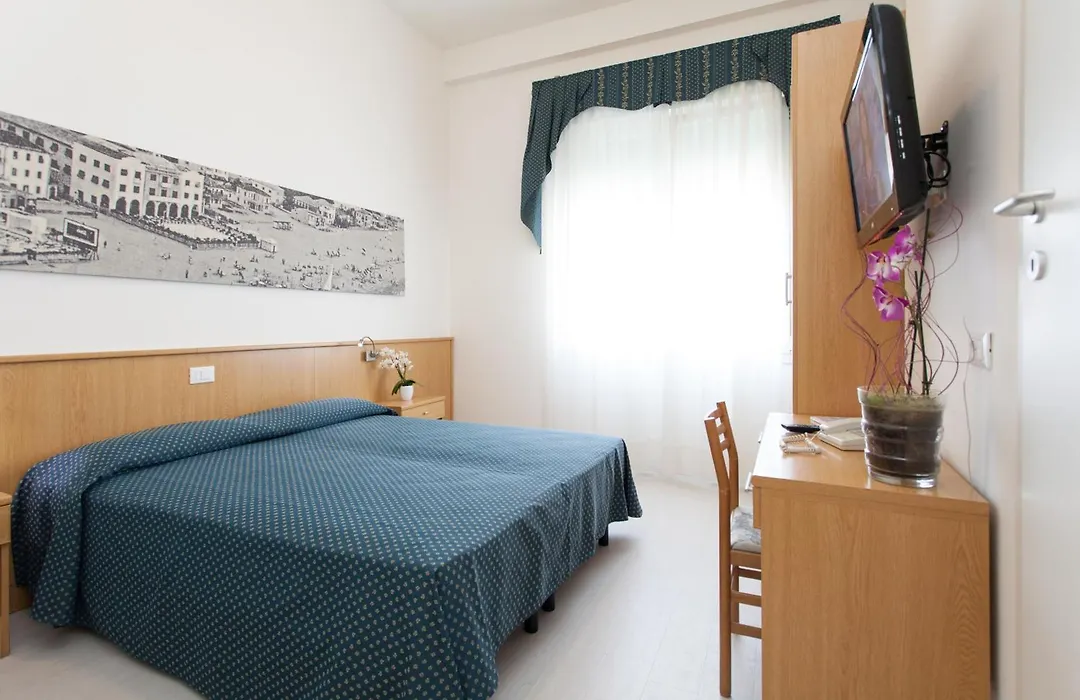 Hotel Marina-1