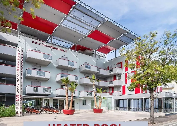 Self Catering: Domino Suite Hotel Jesolo